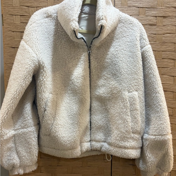 Lululemon Cinchable Oversized Fleece Zip-Up White Opal - size 6 EUC Teddy Jacket - Picture 2 of 8
